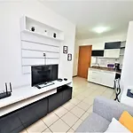 Boulevard Antares I Ap 204 - Complete Apartment, Facing Southwest Trade, Boulev